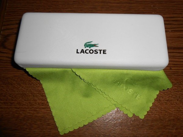 Lacoste white case with cloth
